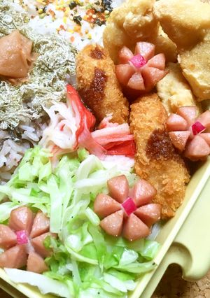お弁当に♬ウインナーのお花✿咲きました～-レシピのメイン写真
