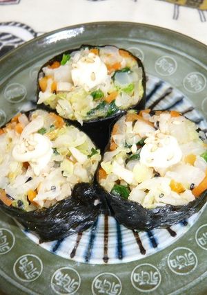 鶏皮と3色野菜ナムル海苔巻き-レシピのメイン写真