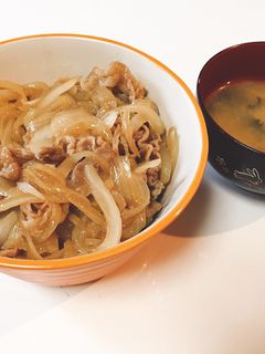 簡単☆玉ねぎたっぷり!の牛丼。-レシピのメイン写真