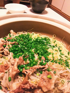 節約!もやしと豚肉の蒸し鍋、〆は中華麺で-レシピのメイン写真