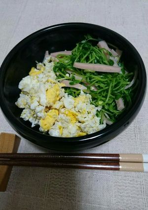 豆苗とハムと卵のサラダ-レシピのメイン写真