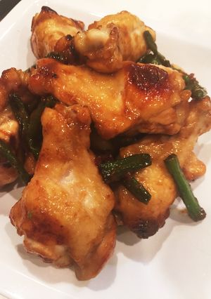 簡単！サッパリ！鳥手羽元の梅照り焼き-レシピのメイン写真