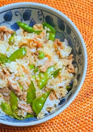 絹さやと豚ロース肉の混ぜごはん-レシピのメイン写真