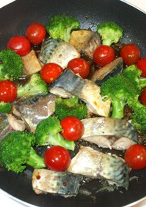 魚・サバとブロッコリーの中華風豆板醤炒め-レシピのメイン写真
