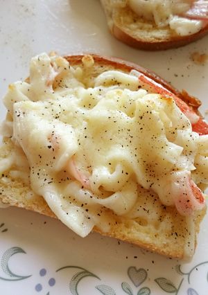 カニカマのチーズトースト-レシピのメイン写真