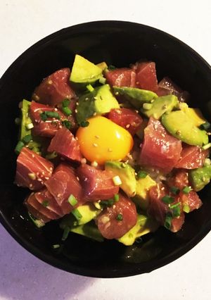 簡単！アボカドまぐろユッケ丼-レシピのメイン写真