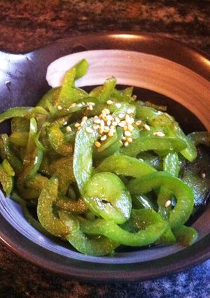 想像より食べやすい☆緑パプリカだけ炒め-レシピのメイン写真