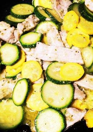 ズッキーニと豚肉のヨーグルトバジルソテー-レシピのメイン写真