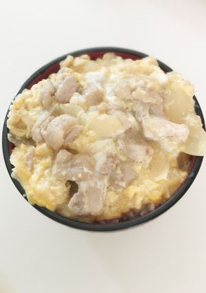 簡単！めんつゆでふわとろ親子丼♡-レシピのメイン写真