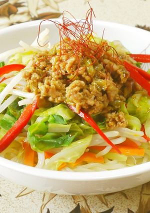 ピリ辛そぼろ混ぜ麺-レシピのメイン写真