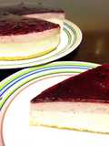 苺とベリーの4層レアチーズケーキ