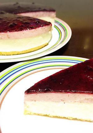 苺とベリーの4層レアチーズケーキ-レシピのメイン写真