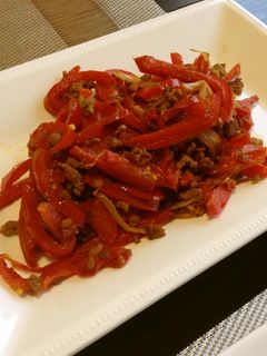 パプリカとひき肉、みょうがのカレー炒め-レシピのメイン写真