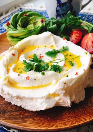 レバノン料理。水切り塩ヨーグルト ラブネ-レシピのメイン写真