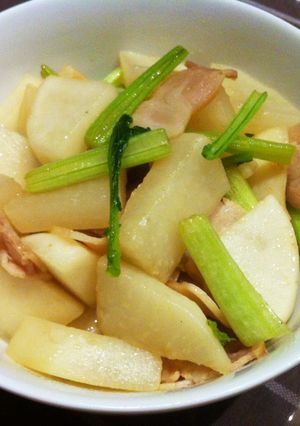 お酢が決め手！かぶとベーコンの蒸し煮-レシピのメイン写真