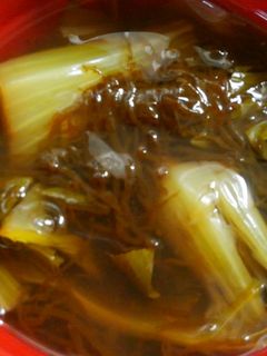 簡単♪朝食♡もずくとチンゲン菜のお吸い物-レシピのメイン写真