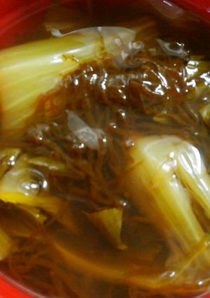 簡単♪朝食♡もずくとチンゲン菜のお吸い物-レシピのメイン写真