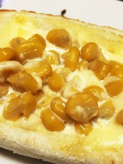 マヨコーンチーズトースト-レシピのメイン写真