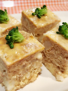 お弁当に♫レンジでツナ豆腐チーズの卵焼き-レシピのメイン写真