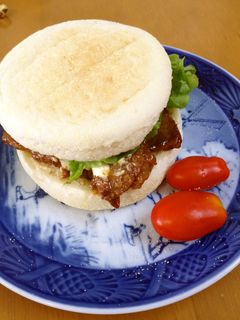 焼き肉塩レモンバーガー-レシピのメイン写真