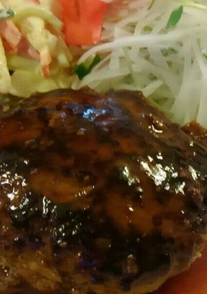 ハンバーグ-レシピのメイン写真