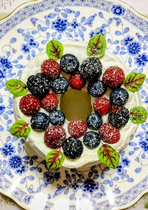 クリスマスメニュー！リースシフォンケーキ-レシピのメイン写真