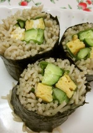 シマダヤ「流水麺」で簡単!巻きそば寿司-レシピのメイン写真
