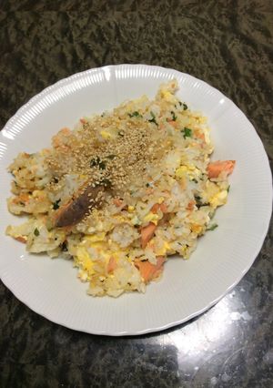 焼き鮭と大葉の和風チャーハン-レシピのメイン写真