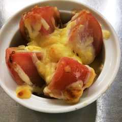 รูปของ これだけ？トマト焼き♫