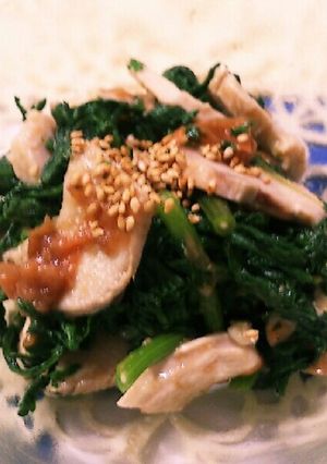 春菊と胸肉の梅ワサ合え-レシピのメイン写真