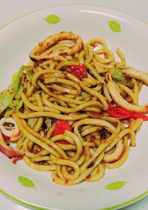 お好みソースで焼きうどん-レシピのメイン写真