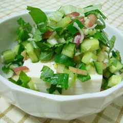 รูปของ 刻んで刻んで香味野菜