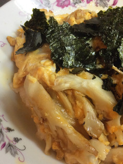 白舞茸と4種類ナッツの半熟玉子丼-レシピのメイン写真