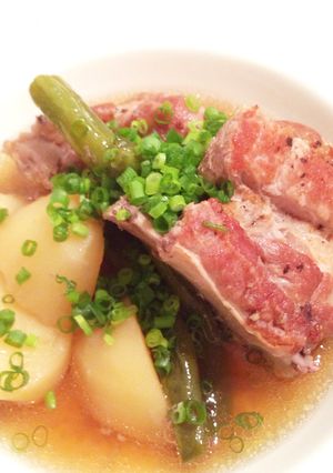 スペアリブと新じゃがの煮物-レシピのメイン写真