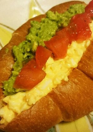 アボカドたまごパン-レシピのメイン写真