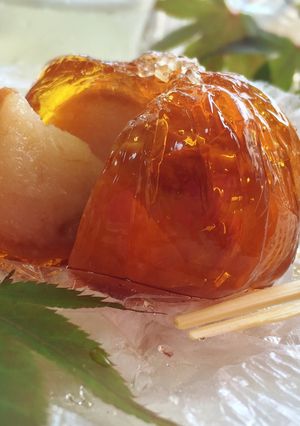 美しい姿と味♢羊羹入り梅のべっこう飴がけ-レシピのメイン写真