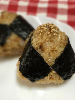 時短♪簡単♪揚げ玉で天むす風おにぎり-レシピのメイン写真