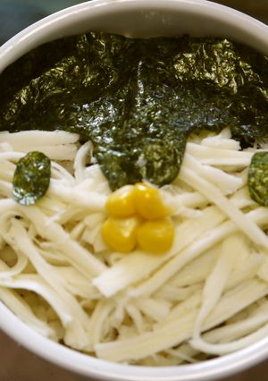 さいてモッツァレラでふんわりペンギンご飯-レシピのメイン写真