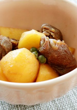 レンジで簡単！新じゃがと牛肉の甘辛煮-レシピのメイン写真