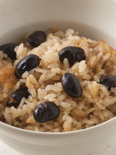 簡単煎り黒豆の炊き込みご飯-レシピのメイン写真