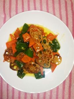 カリカリ蓮根!!うまうま炒め♪-レシピのメイン写真