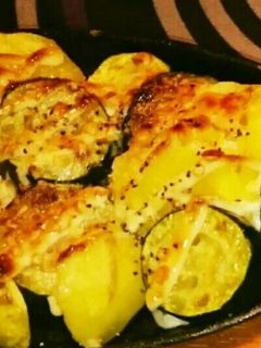 ズッキーニとじゃがのマヨチーズ焼き-レシピのメイン写真