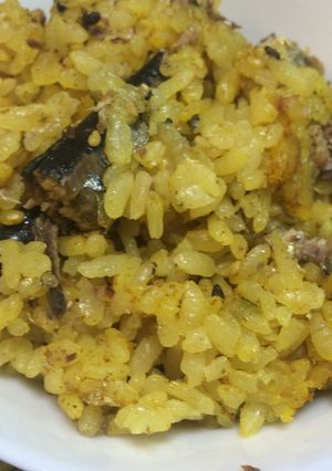 アンチョビの香り♪炊飯器でカレーピラフ-レシピのメイン写真
