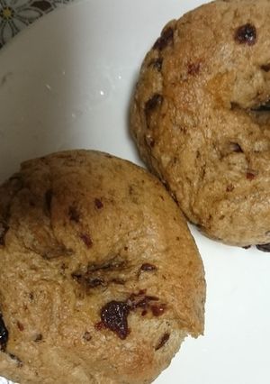 全粒粉のベーグル レーズン入り-レシピのメイン写真
