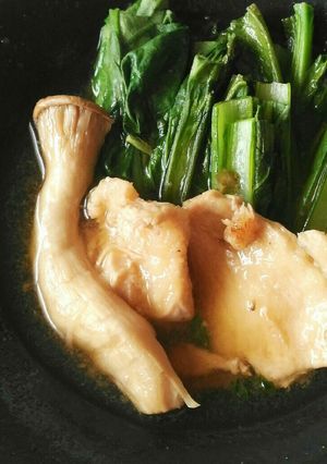 鶏むね肉と小松菜の甘酸っぱい煮物-レシピのメイン写真
