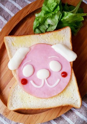 さけるチーズで簡単デコトースト♡-レシピのメイン写真