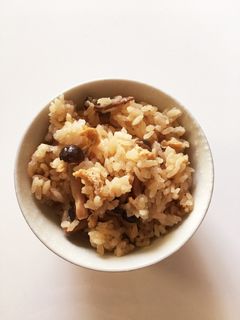 しめじと油揚げの炊き込みごはん-レシピのメイン写真