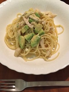 アボガドカルボナーラパスタ-レシピのメイン写真