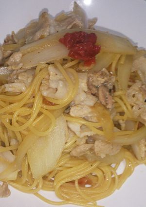 食欲増進、自家製梅干しと豚肉で和風パスタ-レシピのメイン写真