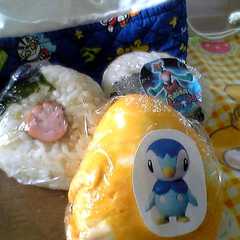 รูปของ おにぎり弁当☆手作りキャラシール